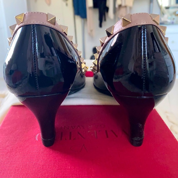 Valentino Garavani Black and Gold Studded Heels - Picture 3 of 5